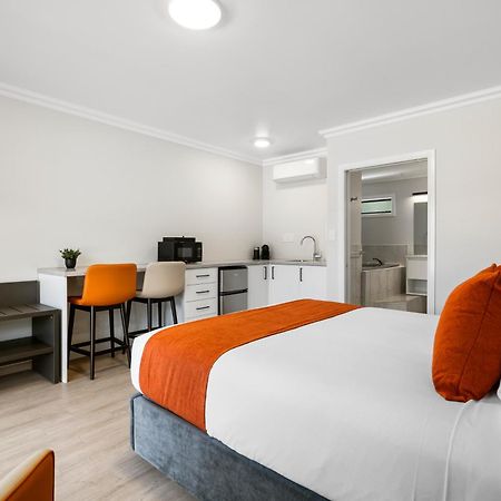 Stay 284 Rotorua - Refurbished Modern Accommodation Eksteriør billede